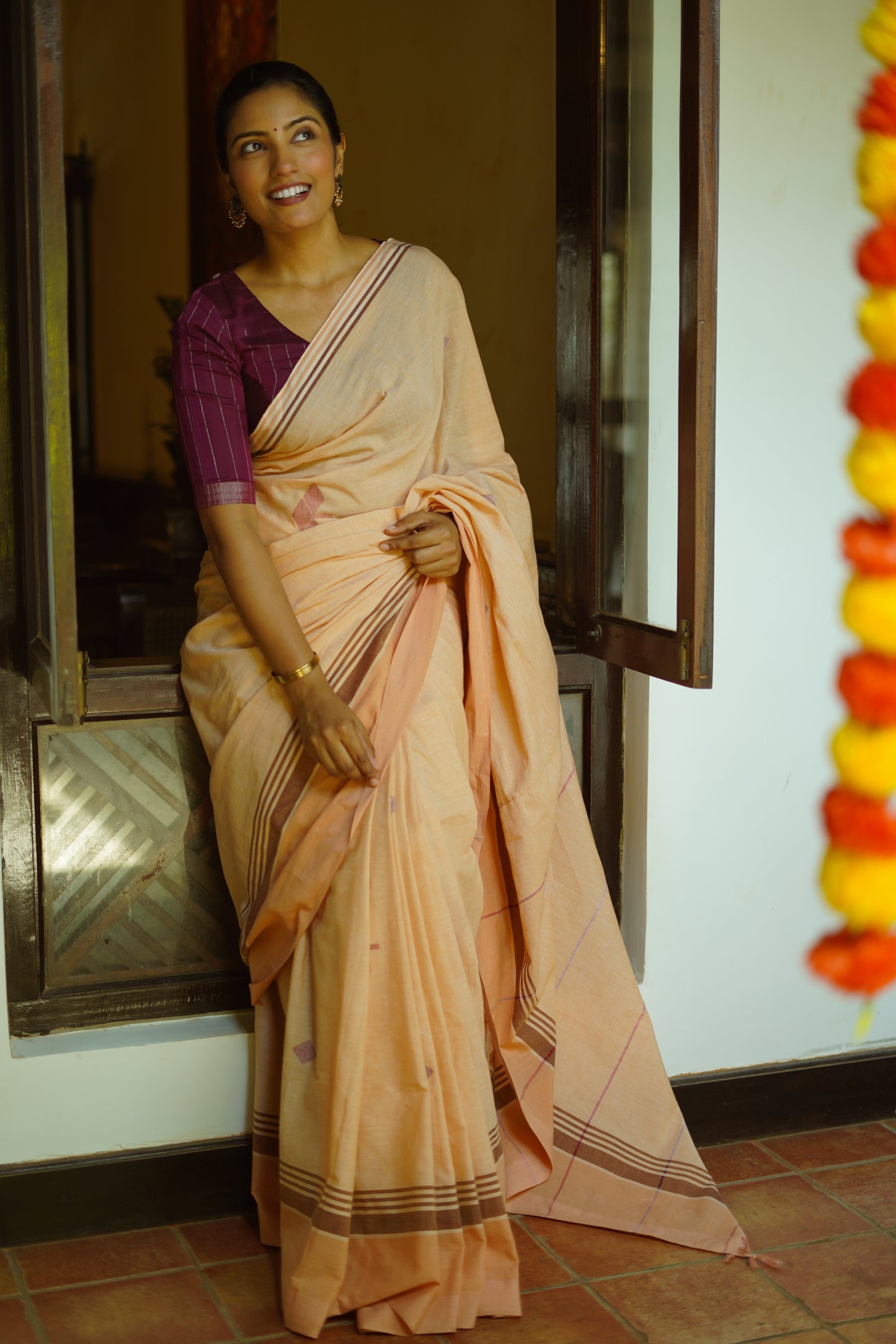 Desert sand -handwoven cotton saree